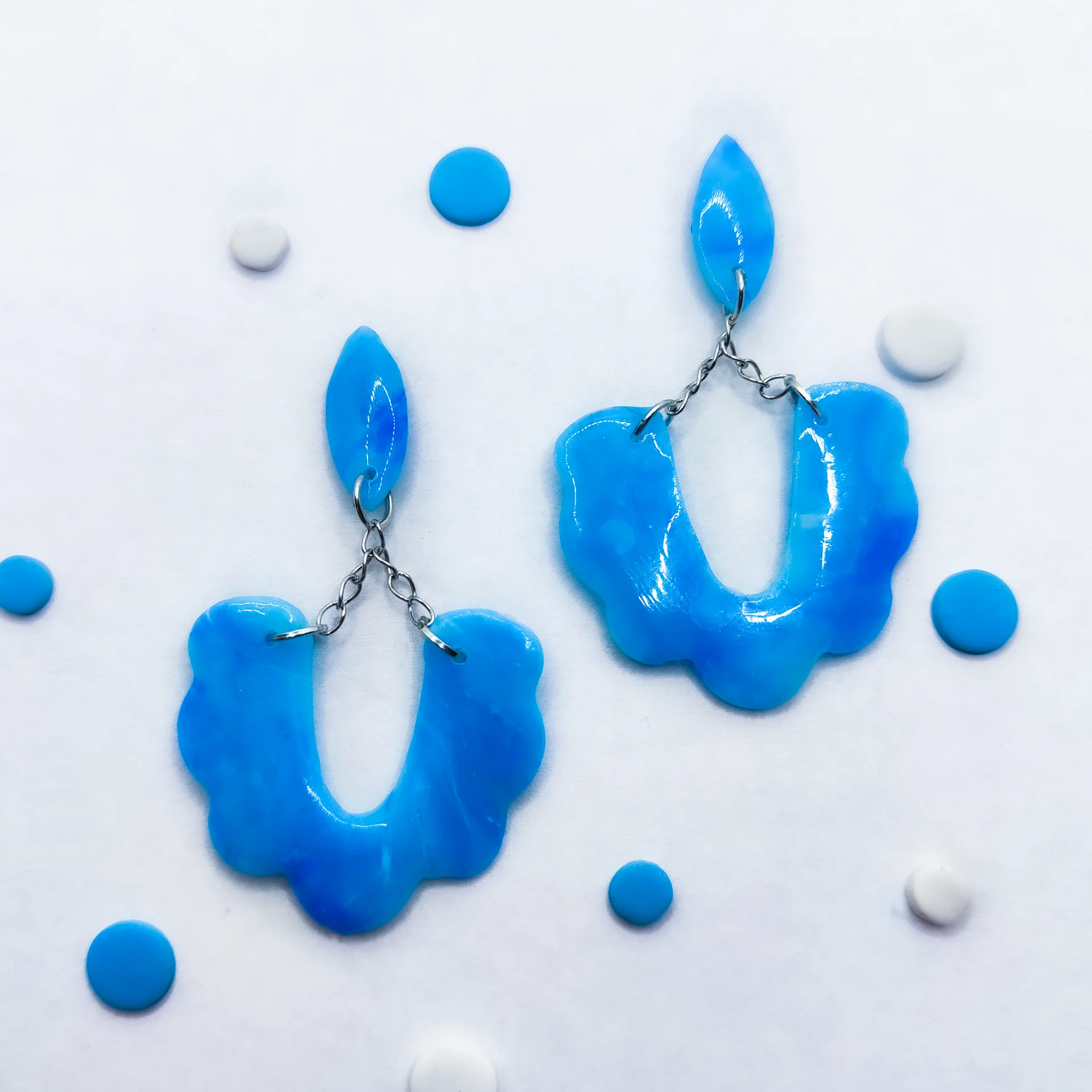 Pendientes marmol azul arco