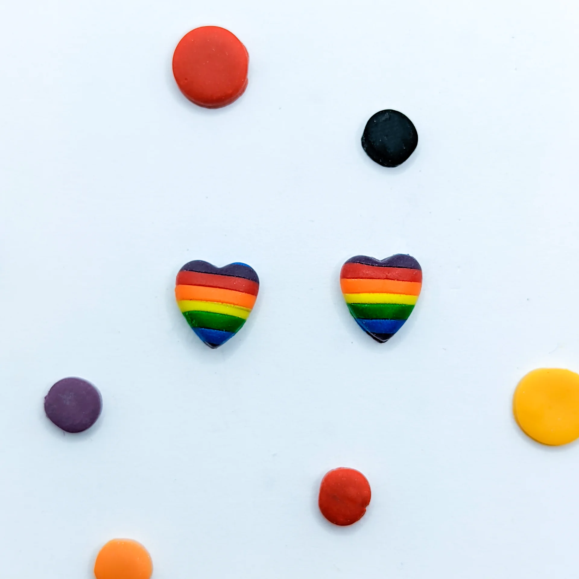 Pendientes orgullo corazon banderamini